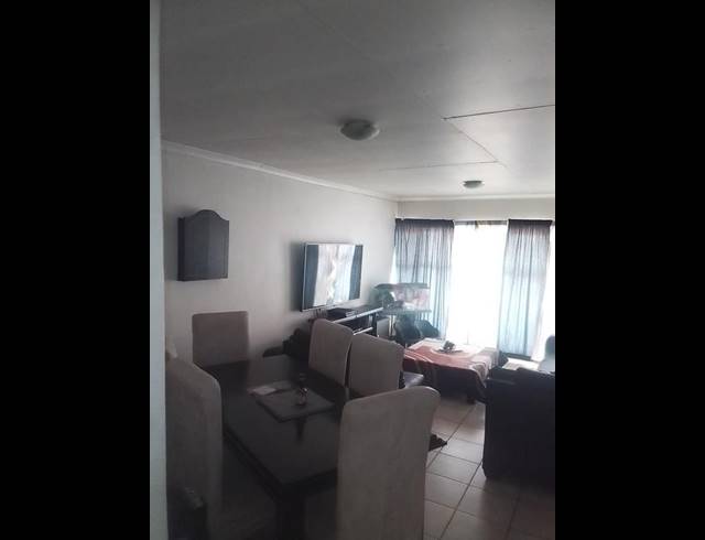 2 BEDROOM APARTMENT FOR SALE IN CASSELDALE